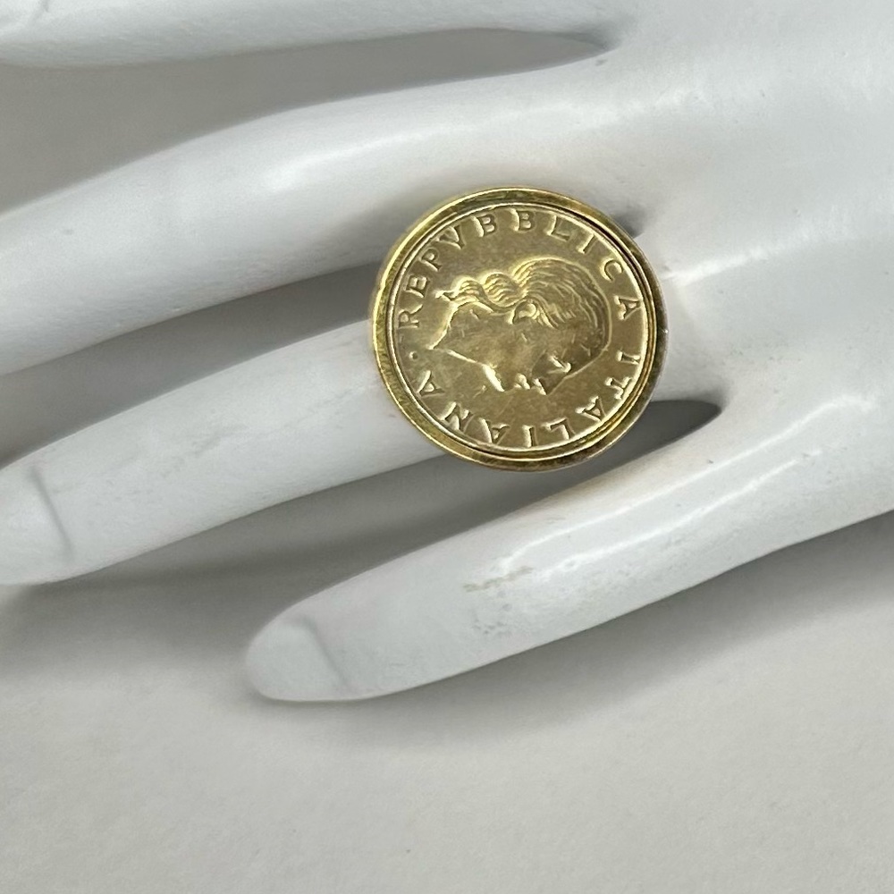 Womens Republica‎ Italiana gold tone ring